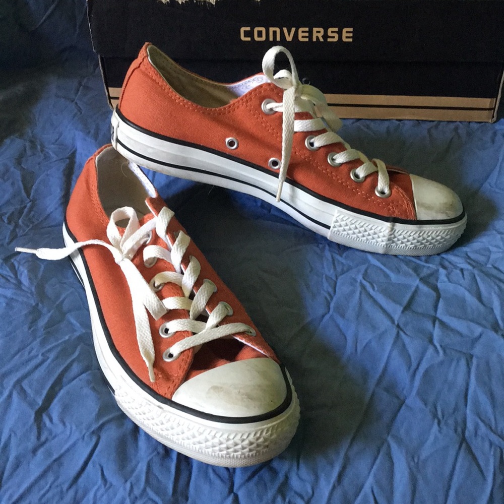 Authentic Converse Rusty Orange Lowtops W 8 M 6